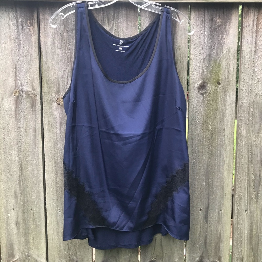 Women’s NY&Co Navy & Black Tank